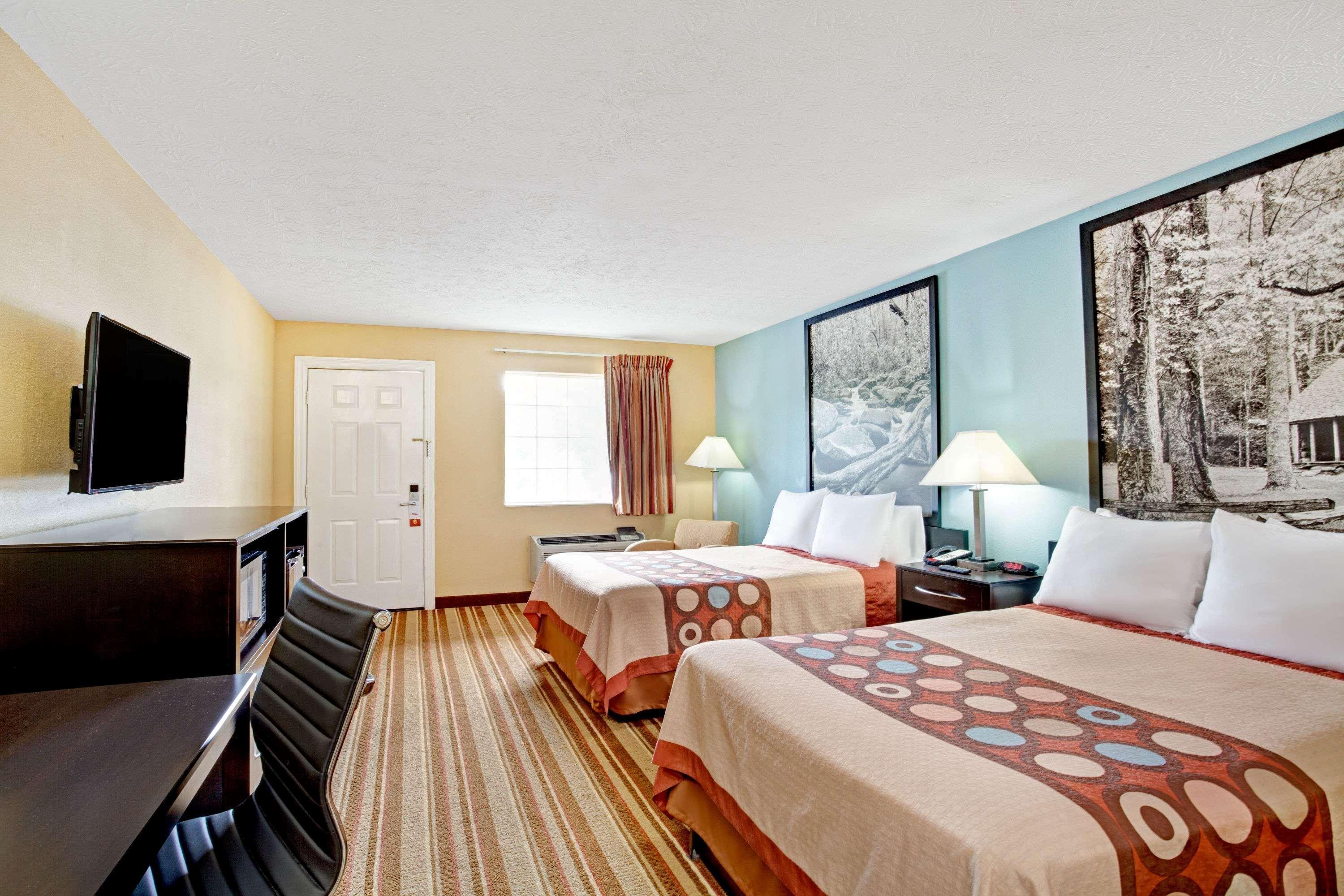 Super 8 By Wyndham Whites Creek/ Nashville Nw Area Dış mekan fotoğraf